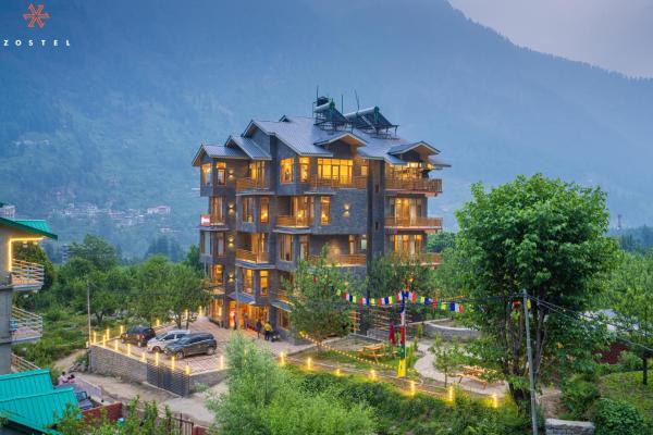 Zostel Old Manali, Goshal Road, Забронировать  Манали Манали