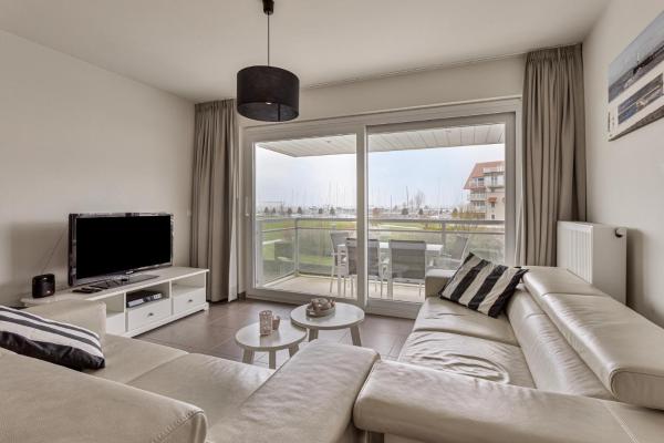 Villa Emilia 0206 P104, Забронировать  Отели Ньивпорт с бассейном, Бассейн