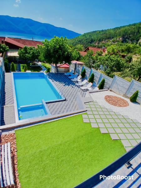 Casa Iulian, Забронировать  Свиница Мехединци