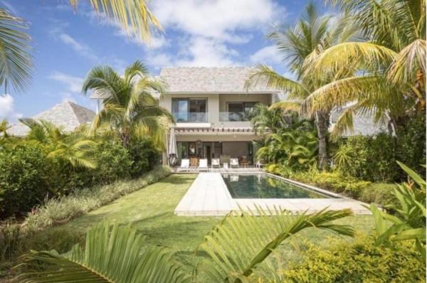 Beautiful Villa With Pool in Anahita Resort, Забронировать  Beau Champ Маврикий