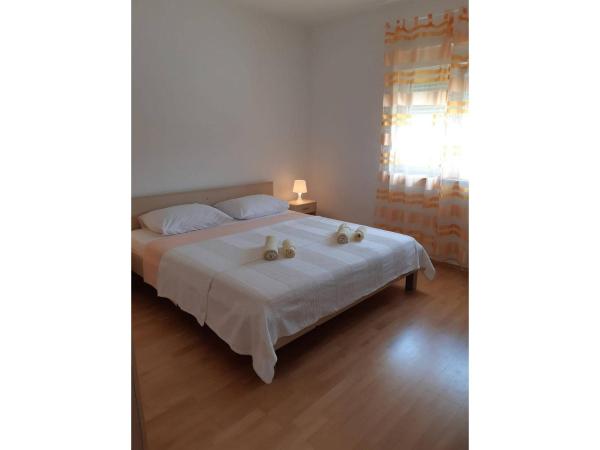 Apartments Jurjako