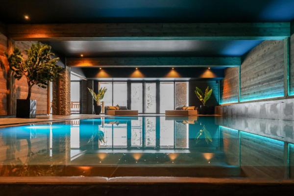 Domaine de Montagne - Hôtel Chalet Frère Joseph, Забронировать Шале Отели Вантрон с бассейном, Бассейн