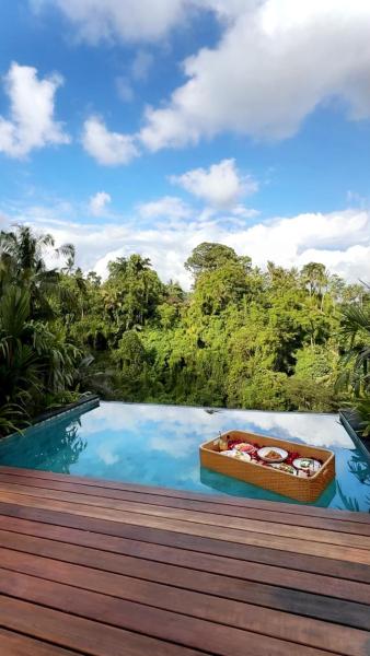 The Clifton Villas Ubud, Забронировать  Отели Убуд 5 звезд, 5*
