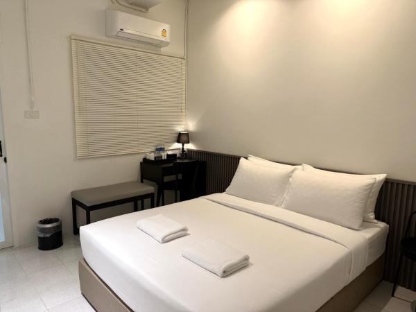 My House Guesthouse & Restaurant, Забронировать  Phra Nakhon Бангкок, рядом с Храм Ват Ратчанатдарам Воравихан
