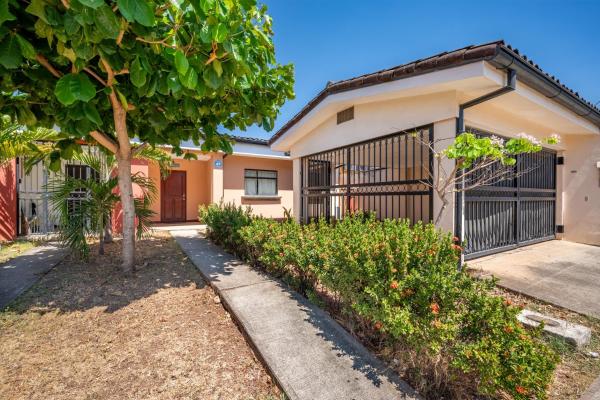 Vistas de Tamarindo 4, Забронировать  Отели Тамариндо с бассейном, Бассейн