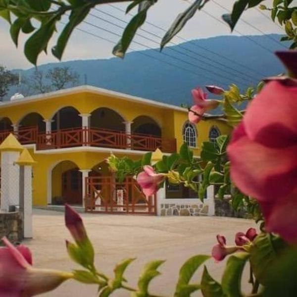 Hotel Hacienda Huasteca, Забронировать  Акисмон La Huasteca