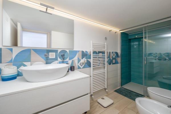 Villa Lotos - De Vivo Realty