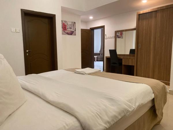 Rest-Inn Furnished Apartments ريست-ان للشقق المفروشة, Забронировать  Недорогие отели Маската, недорогие