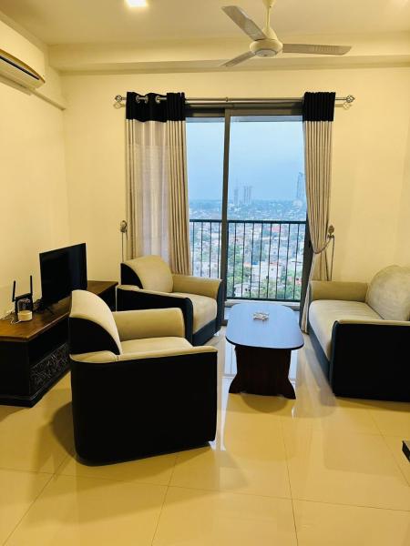 Lovish luxury villa, Забронировать  Отели Борелла с бассейном, Бассейн