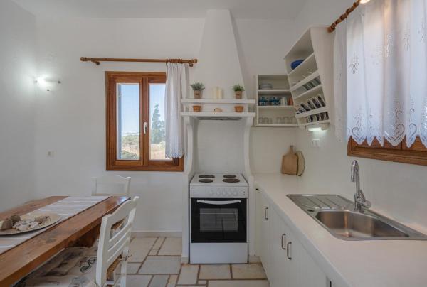 Maria's Village Suite
