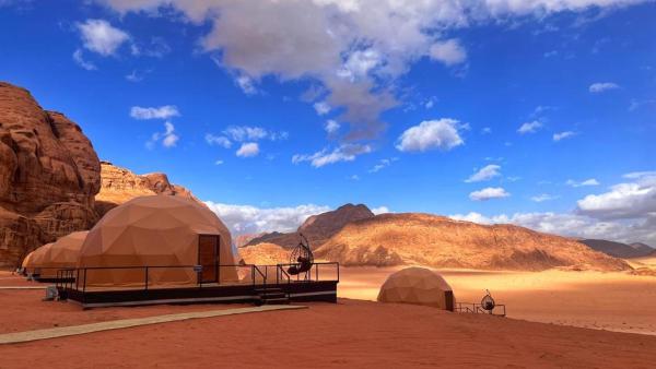 Wadi Rum Desert Tours and Glamping with Hussein, Забронировать Кемпинг Кемпинги и глэмпинги Вади-Рам, Кемпинг