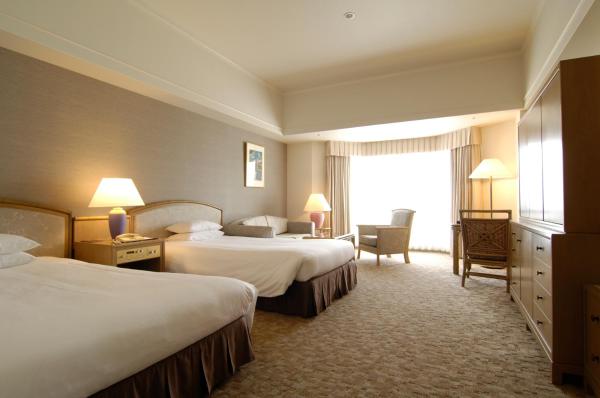 Royal Oak Hotel Spa & Gardens