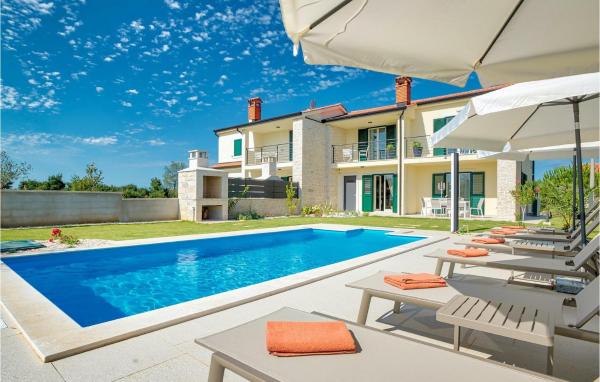 Villa Clara Melodie, Забронировать  Отели Poreč Riviera 5 звезд, 5*