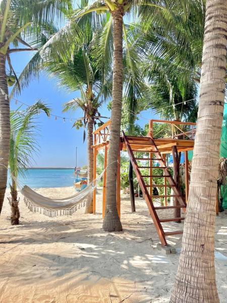 Mộc Homestay Đảo Phú Quý, Забронировать  Отели Фукуи с парковкой, Парковка