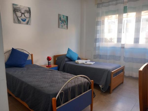 Silvia\s House, Забронировать  Недорогие отели Палермо, рядом с Улица Виа-Макуэда, недорогие