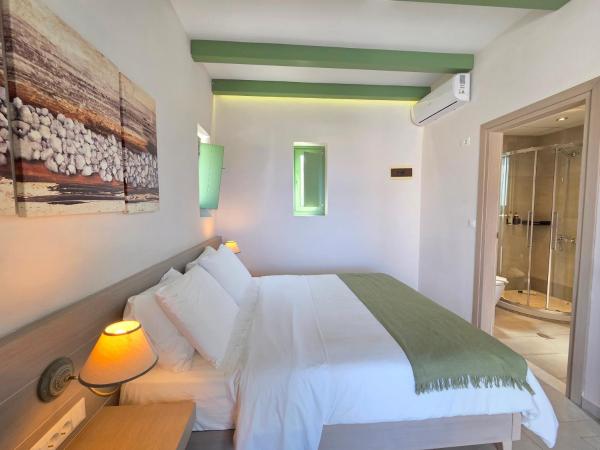 Alona Luxury Villas
