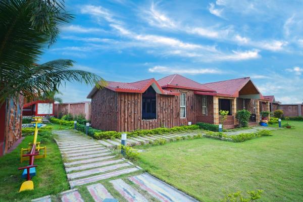 Gharana Resort , Singur !! Best Family Resort Near Kolkata with Swimming pool !!, Забронировать  Singur Западная Бенгалия