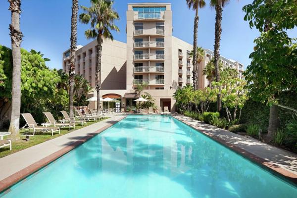 Embassy Suites by Hilton Brea - North Orange County 