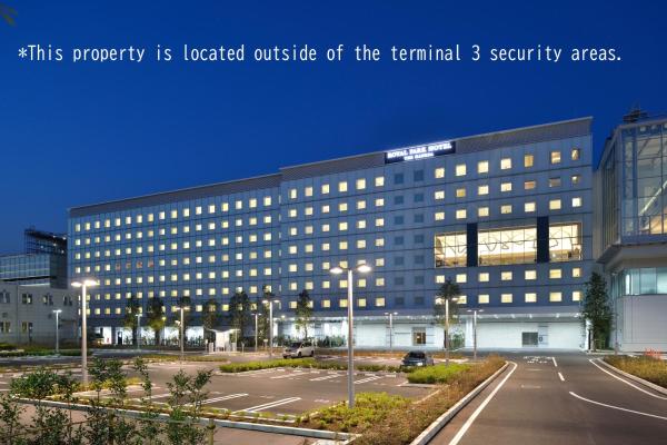 The Royal Park Haneda Airport www.readytotrip.com