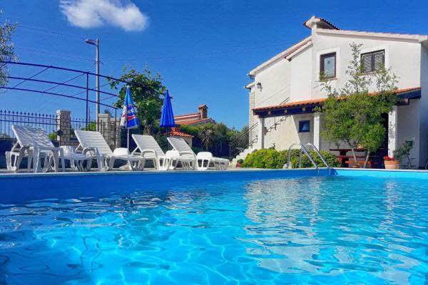Apartments with a swimming pool Zbandaj, Porec - 14154, Забронировать  Пореч Poreč Riviera