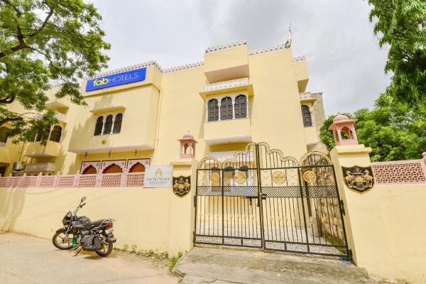FabHotel Prism Homestay