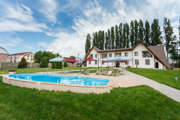 Dolinnka Hotel Чолпон-Ата