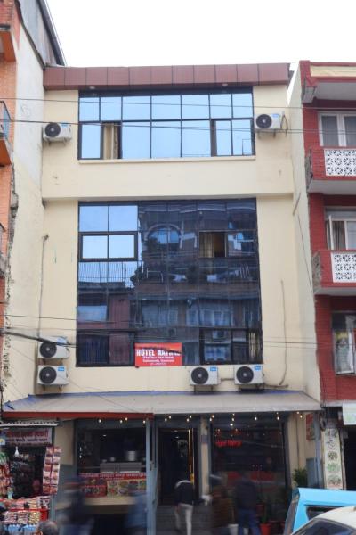 OYO 820 Hotel Natraj, Забронировать  Отели Катманду 3 звезды, 3*