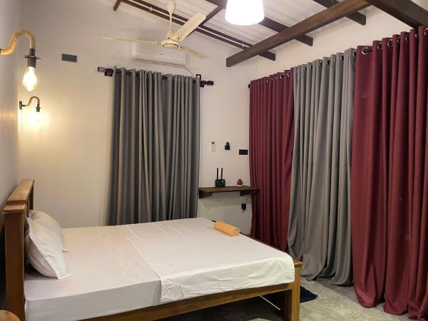 Mandalore Beach Villa, Забронировать  Хиккадува Округ Галле