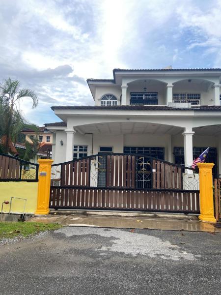 Bukit Kayangan Homestay, Забронировать  Недорогие отели Perlis, недорогие