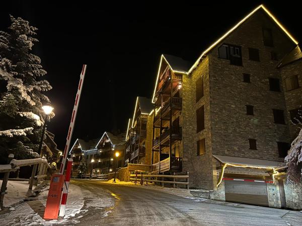 Casa Baqueira Beret en Pleta de Nheu Cota 1700, Забронировать  Бакейра-Берет Каталония, рядом с Mirador