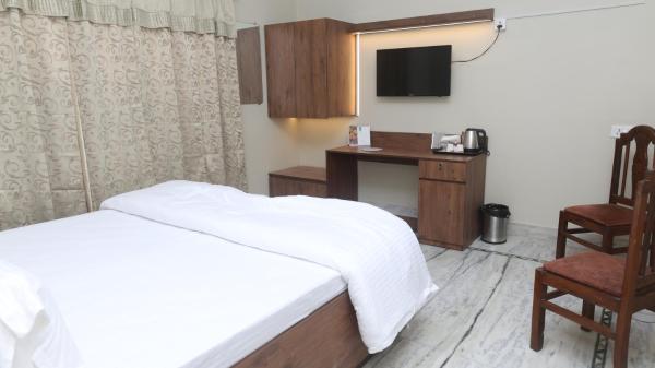 Pinkoos Elite Homestay, Забронировать  Варанаси Варанаси