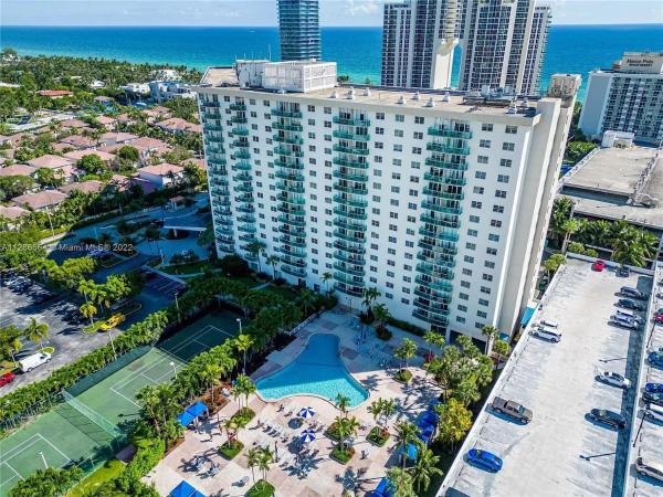Luxury Ocean Reserve Condo Pool, Gym & Beach Access