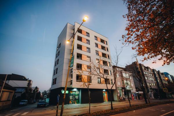 LUST PREMIUM Apartments IV CENTER PARK, Забронировать  Недорогие отели Крагуевац, недорогие