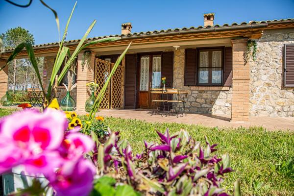 Agriturismo Le Chiocciolaie Appartamento 1 - Appartamento 3, Забронировать  Podere Cernaia Тоскана