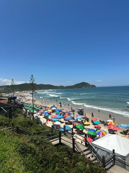 Casa da Praia Pousada, Забронировать  Отели Санта-Катариной с парковкой, Парковка