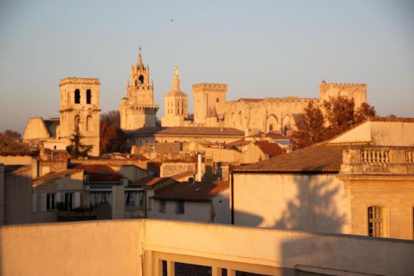 A la terrasse dAvignon