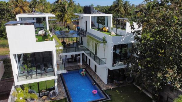 Mates Villa, Забронировать  Отели Округа Галле с бассейном, Бассейн