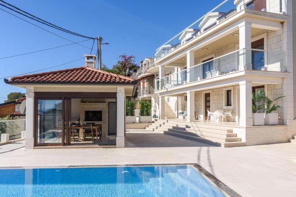 Villa Denis ,Seget Donji, Trogir, Забронировать  Сегет Доньи 