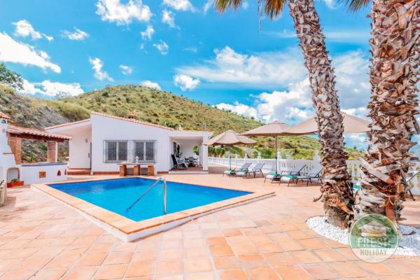 Villa Enya - remote villa with the best views, Забронировать  Лос-Романес Axarquía