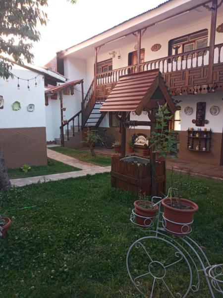 Hospedaje CASABLANCA URUBAMBA, Забронировать  Урубамба Sacred Valley