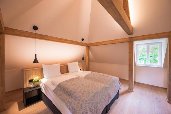 Gutshotel Menterschwaige, Забронировать  Унтергизинг-Харлахинг Мюнхен