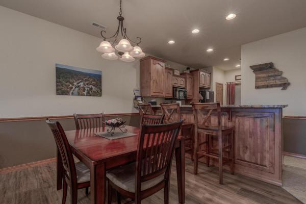 2BR Village At Indian Point 1702 next to SDC- Free Tickets Daily up to $500, Забронировать  Брэнсон Table Rock Lake