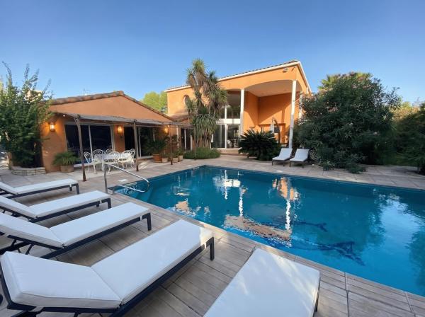 Villa Exotique, Luxueux, Piscine, Calme, Parking, Забронировать  Роньяк Étang de Berre