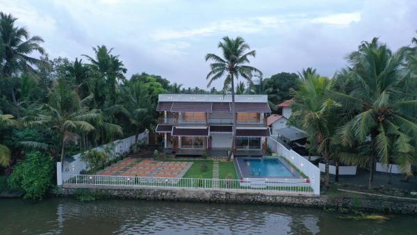 Kumarakom Sunview, Забронировать  Недорогие отели Кумараком, недорогие
