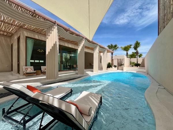 5 bedrooms Luxury Pool Villa Jomtien, Забронировать  Джомтьен-Бич 
