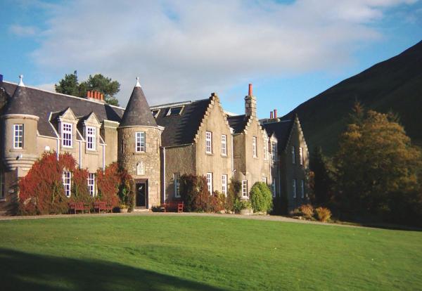 Dalmunzie Castle Hotel, Забронировать Загородный дом Гленши Cairngorms