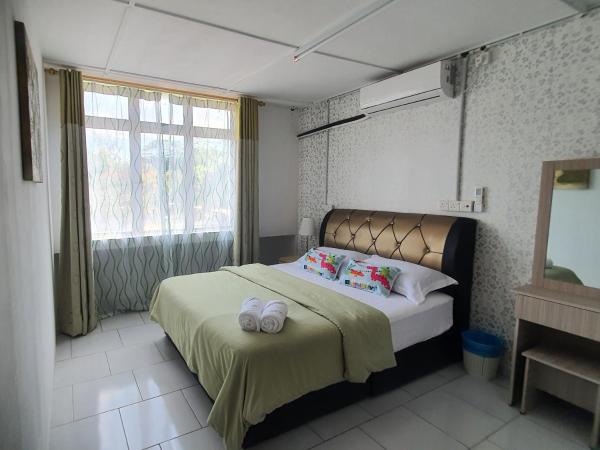 Aristar Homestay, Забронировать  Bandar  Pusat Jengka Паханг