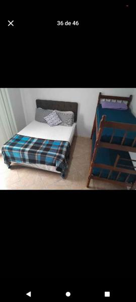 Quarto completo com banheiro privado