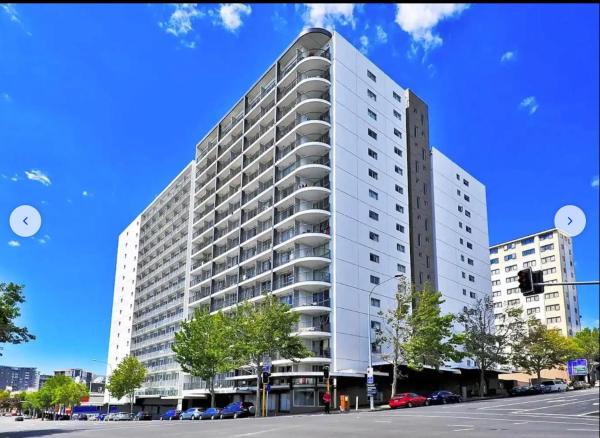 Auckland city central apartment 2 bedrooms apartment Wi-Fi balcony harbor or skytower view near public parking 1204, Забронировать Апартаменты/квартира Окленд 