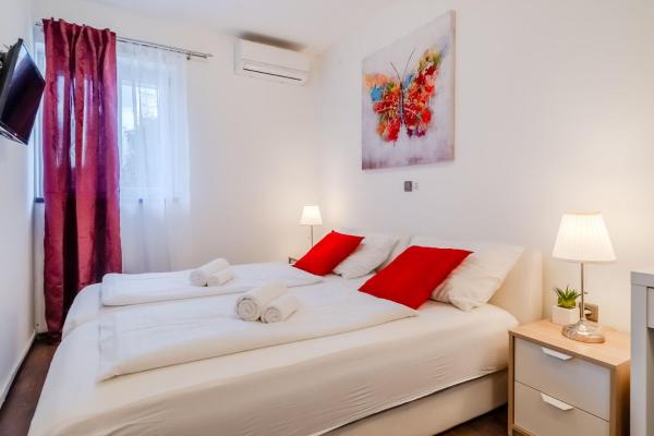 Red Vibe Apartments Central, Забронировать  Загреб Хорватия, рядом с Площадь Томислава